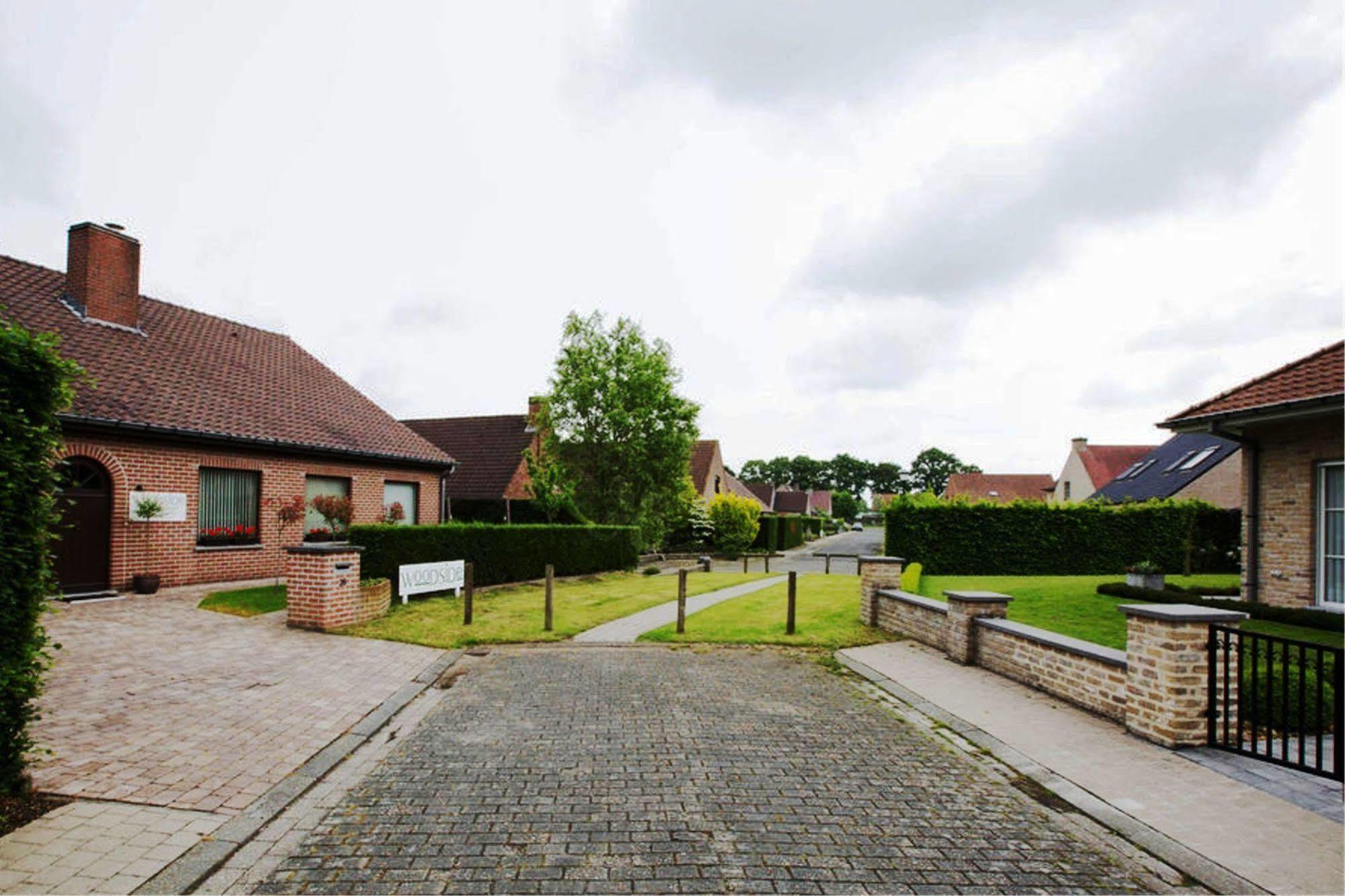 B&B Woodside Torhout Esterno foto