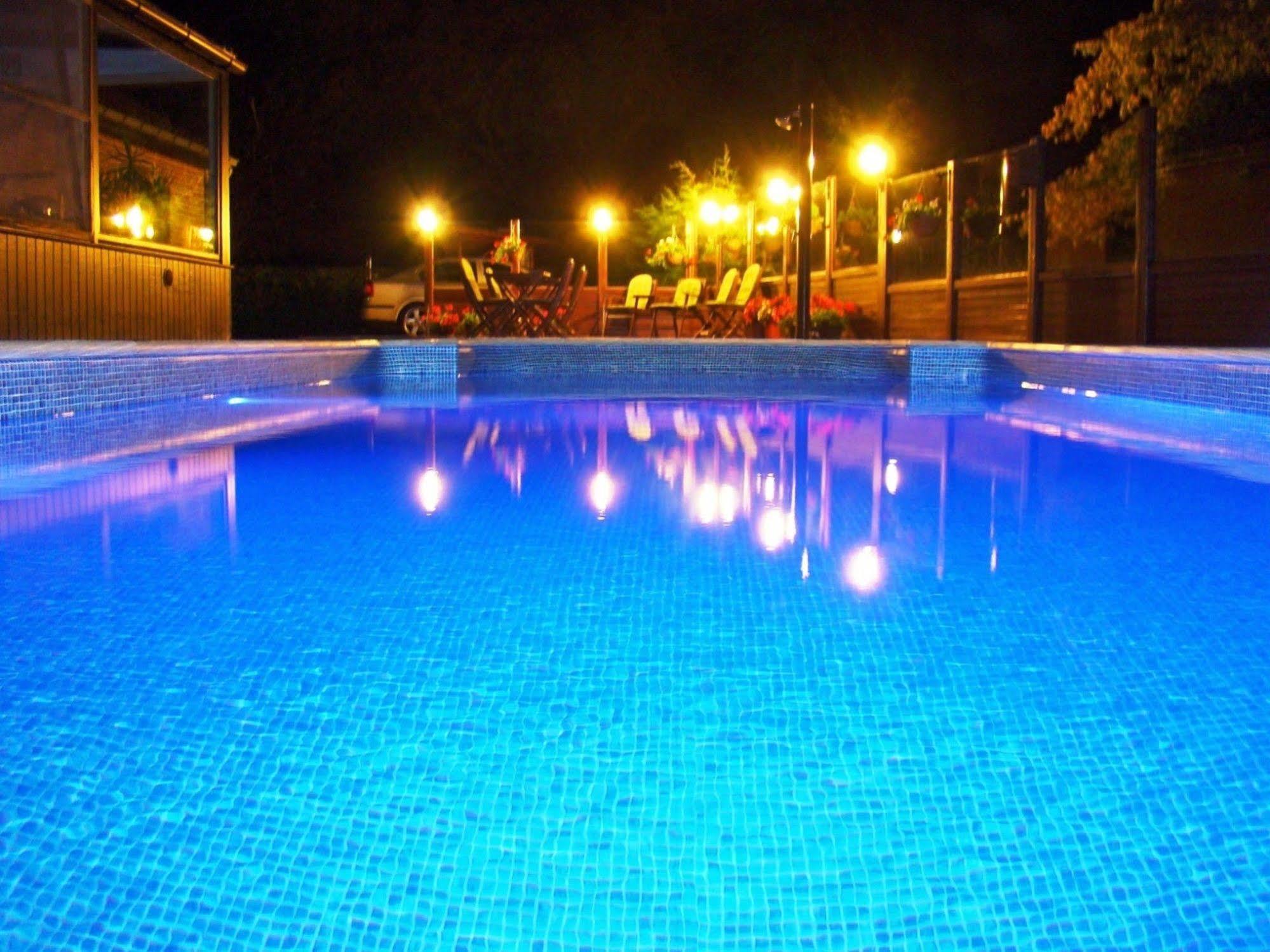 B&B Woodside Torhout Esterno foto