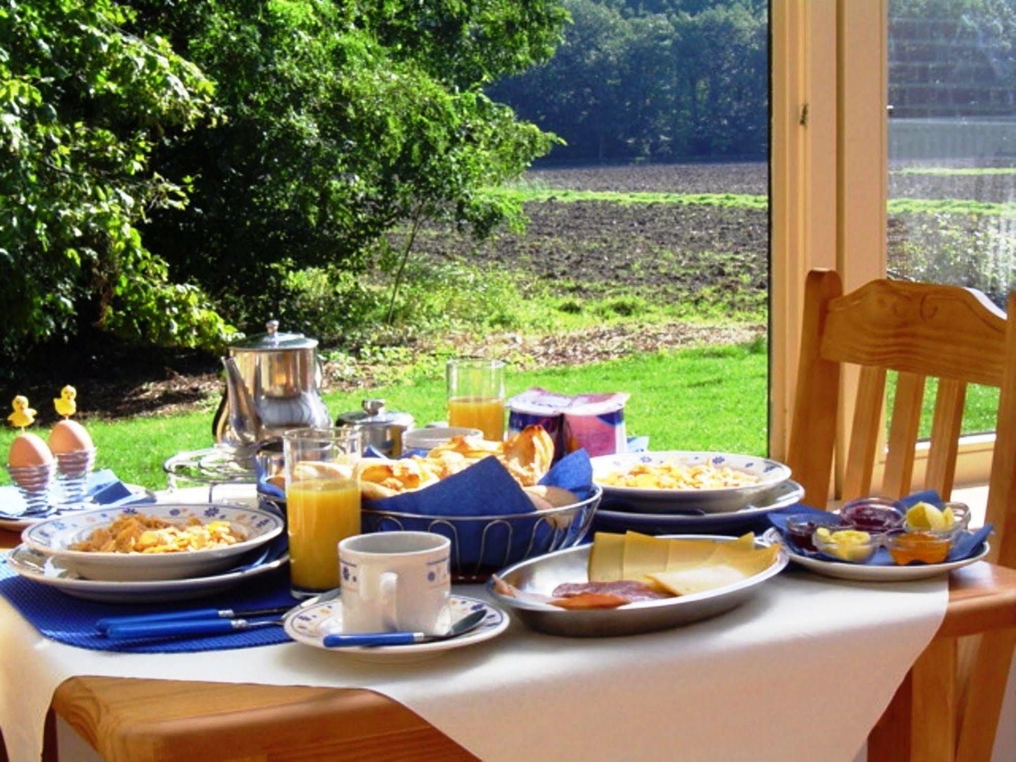 B&B Woodside Torhout Esterno foto